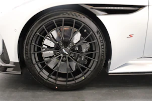 image du véhicule ASTON MARTIN DB12 Coupé 4.0 S V8 Bi-Turbo
