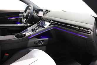 https://vehicle.imgix.net/4449987/7e36dd5c-ac33-4cfc-bb09-46794ad5f582.JPG