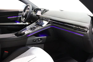 image du véhicule ASTON MARTIN DB12 Coupé 4.0 S V8 Bi-Turbo
