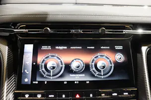 ASTON MARTIN DB12 Coupé 4.0 S V8 Bi-Turbo