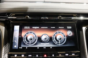 image du véhicule ASTON MARTIN DB12 Coupé 4.0 S V8 Bi-Turbo
