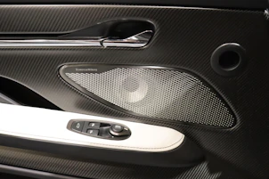 image du véhicule ASTON MARTIN DB12 Coupé 4.0 S V8 Bi-Turbo