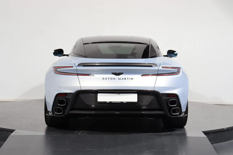 image du véhicule ASTON MARTIN DB12