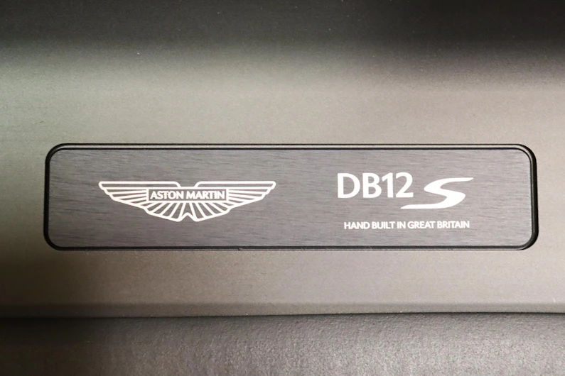 image du véhicule ASTON MARTIN DB12