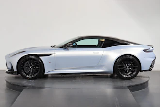 https://vehicle.imgix.net/4449987/d729815a-364f-4bb2-af90-f7e660f849aa.JPG