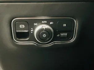 ASTON MARTIN DB12 Coupé 4.0 S V8 Bi-Turbo