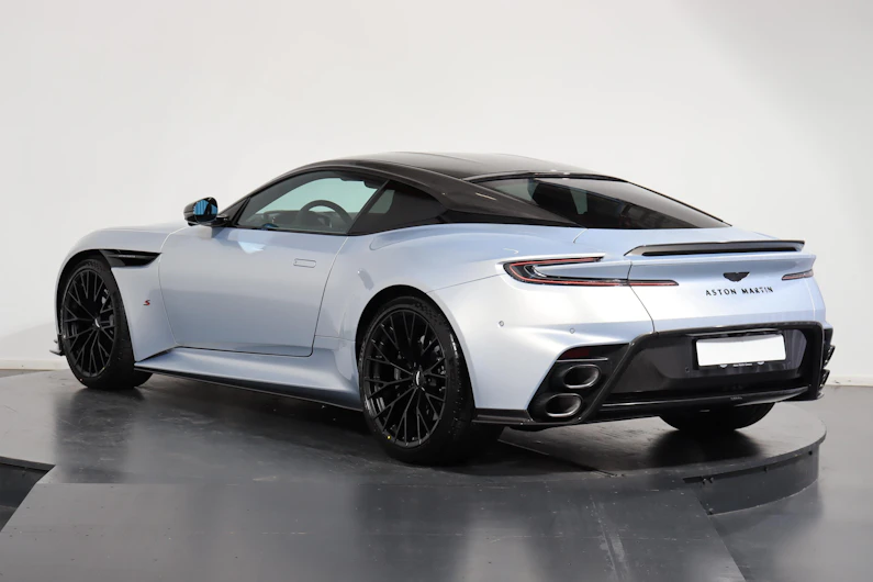 image du véhicule ASTON MARTIN DB12