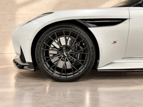image du véhicule ASTON MARTIN DB12 Coupé 4.0 S V8 Bi-Turbo