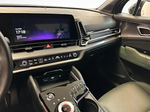 https://vehicle.imgix.net/4450011/2307579d-d997-498f-b58c-8b1ddcf67d5c.jpg