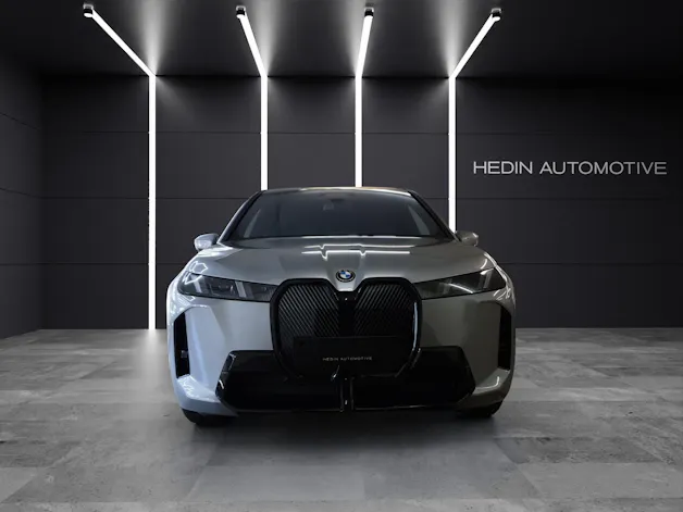 BMW iX xDrive60