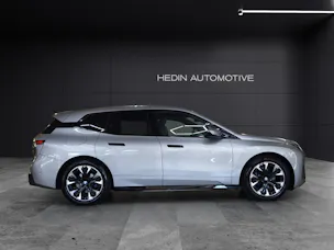 BMW iX xDrive60