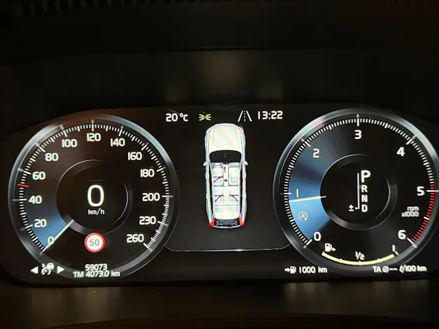 VOLVO V90 2.0 D3 Momentum