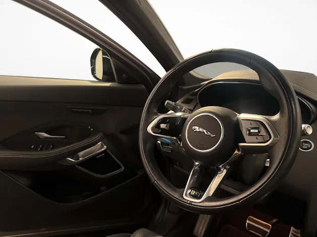 Jaguar E-Pace 2.0 I4 250 R-Dynamic HSE AWD