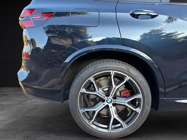 BMW X5 M60i xDrive