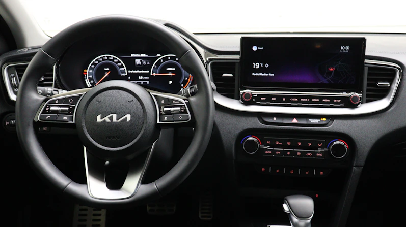 image du véhicule KIA CEED
