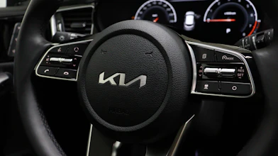 https://vehicle.imgix.net/4450094/b9f39431-10a7-4fdb-8129-0dd7572611dc.JPG