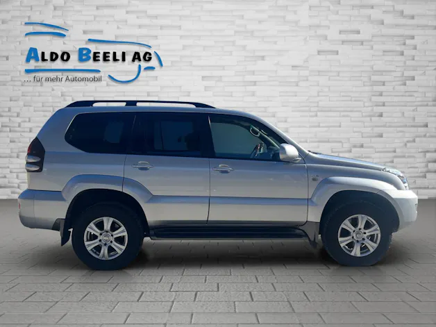 Toyota Land Cruiser 3.0 D-4D Linea Terra