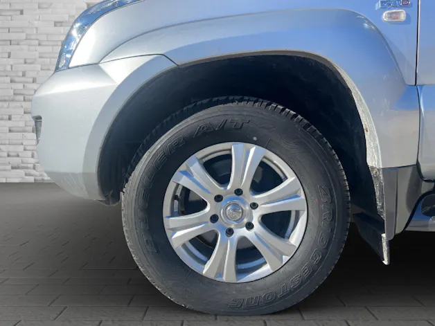 Toyota Land Cruiser 3.0 D-4D Linea Terra