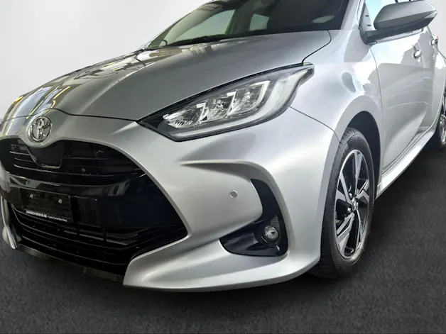 Toyota Yaris 1.5 VVT-i HSD Trend