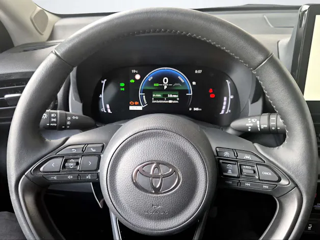 Toyota Yaris 1.5 VVT-i HSD Trend