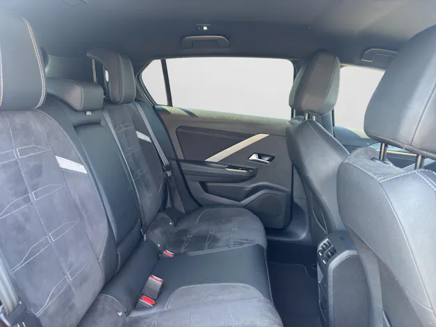 OPEL Astra 1.6 T PHEV 180 Swiss Plus