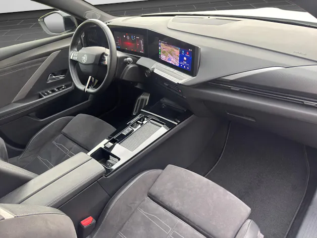 OPEL Astra 1.6 T PHEV 180 Swiss Plus