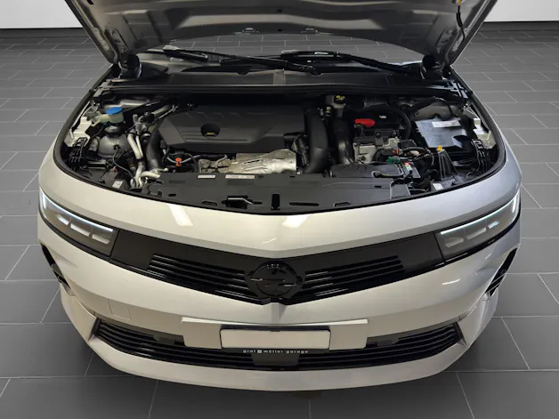 OPEL Astra 1.6 T PHEV 180 Swiss Plus