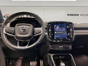 VOLVO XC40 P8 Twin R-Design AWD