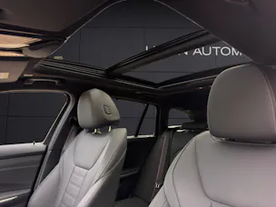 BMW M340i xDrive Touring