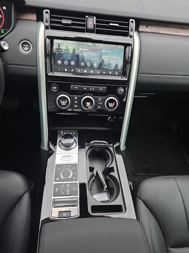 Land Rover Discovery 3.0 SDV6 HSE