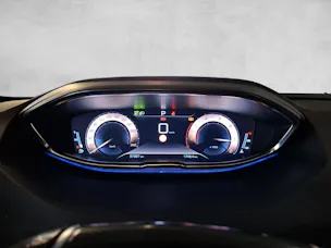 PEUGEOT 3008 1.5 BlueHDi GT Line