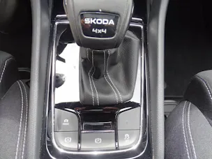 SKODA Karoq 2.0 TSI SportLine 4x4 DSG