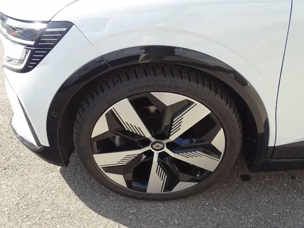 RENAULT Mégane E-Tech techno