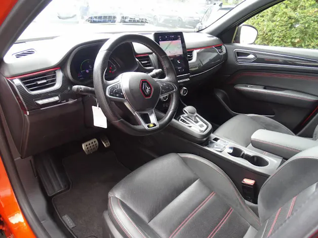RENAULT Arkana 1.6 E-Tech R.S. Line