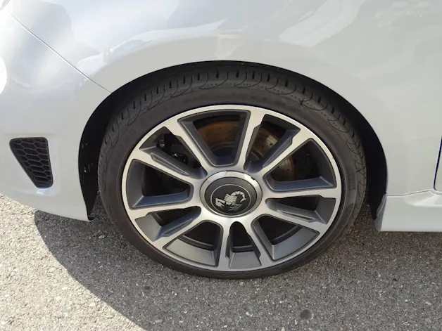 FIAT 595 Abarth 1.4 T-Jet 165 Turismo