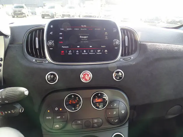 FIAT 595 Abarth 1.4 T-Jet 165 Turismo