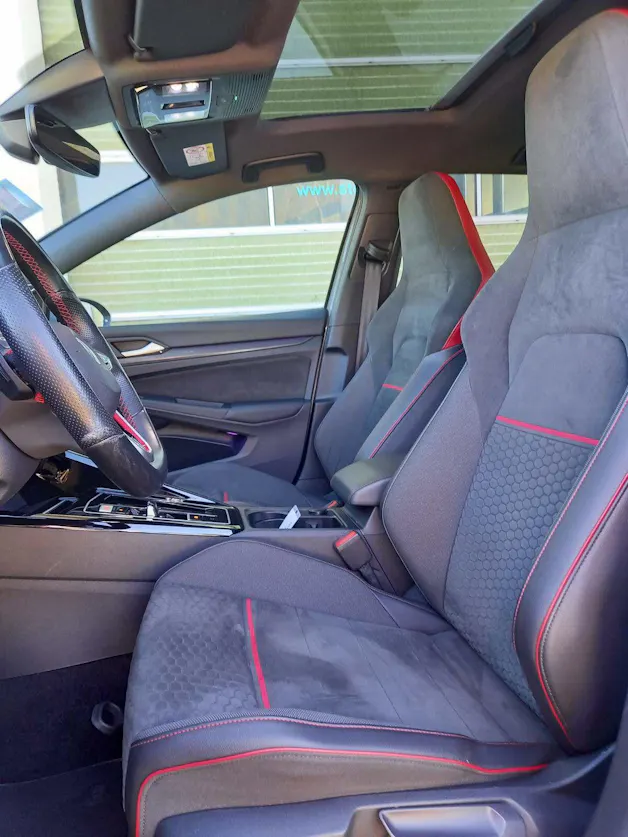 VW Golf VIII 2.0 TSI GTI Clubsport DSG
