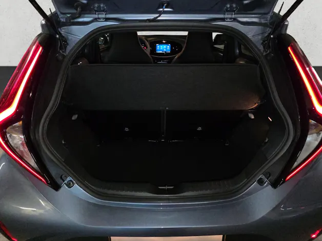 Toyota Aygo X 1.5 VVT-i HSD Comfort