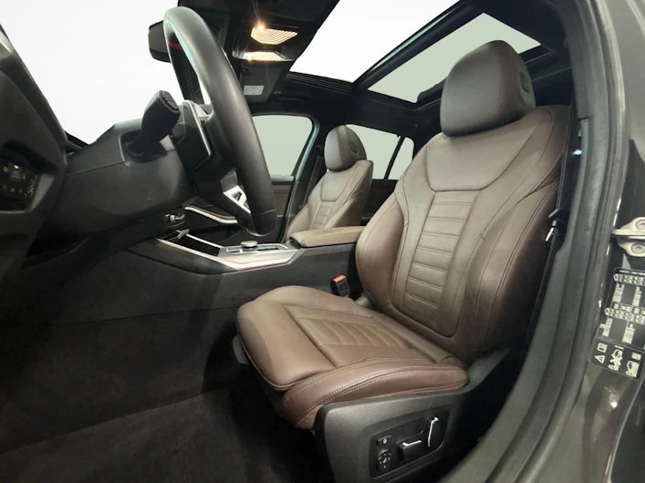 immagine del veicolo BMW 3 SERIES