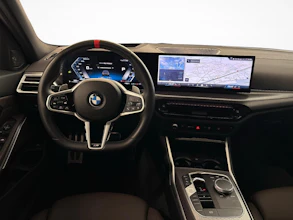 https://vehicle.imgix.net/4450374/1c6ee4a2-396f-4b18-80ab-d6e3bb01ea54.jpg