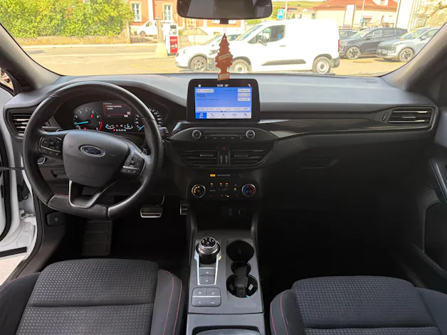 FORD Focus 1.0i EcoB 125 ST-Line