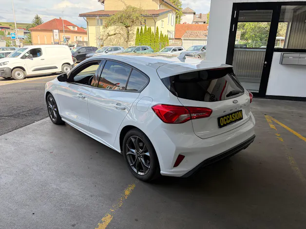 FORD Focus 1.0i EcoB 125 ST-Line