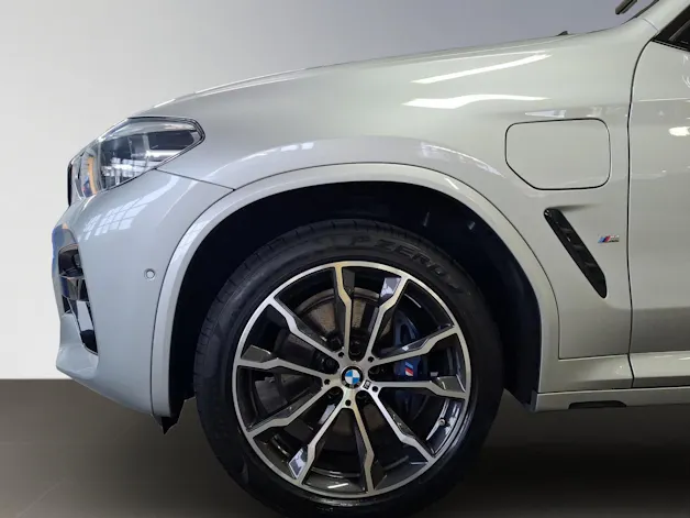 BMW X3 30e xDrive SAG