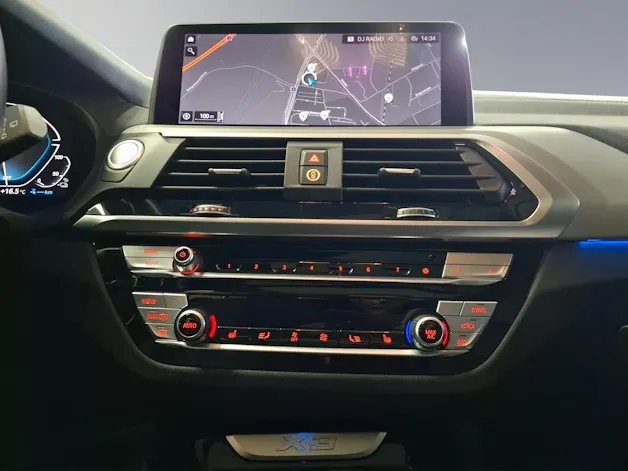 BMW X3 30e xDrive SAG