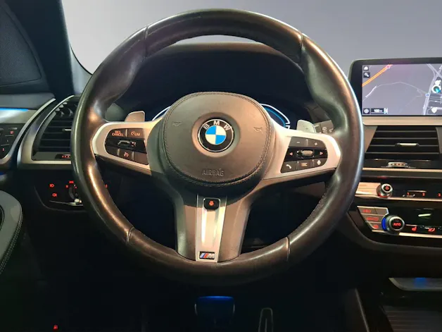 BMW X3 30e xDrive SAG