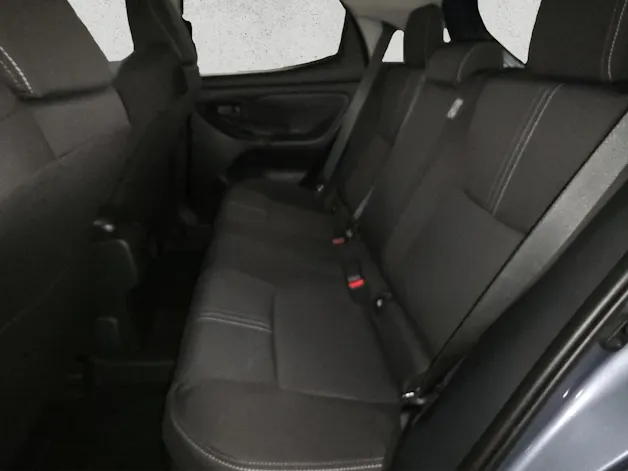 Toyota Yaris 1.5 VVT-i HSD Trend