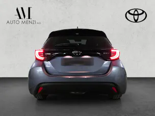 Toyota Yaris 1.5 VVT-i HSD Trend