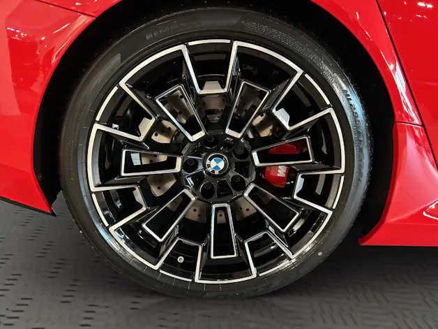 BMW M5 xDrive Touring