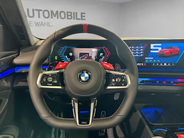 BMW M5 xDrive Touring