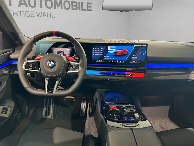 BMW M5 xDrive Touring